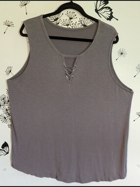 Women’s Gray Lace-Up Sleeveless Top